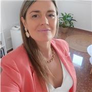 Preparo oposiciones en las que hay temas de Derecho. También ofrezco mentorias motivacionales y recursos para organizarse